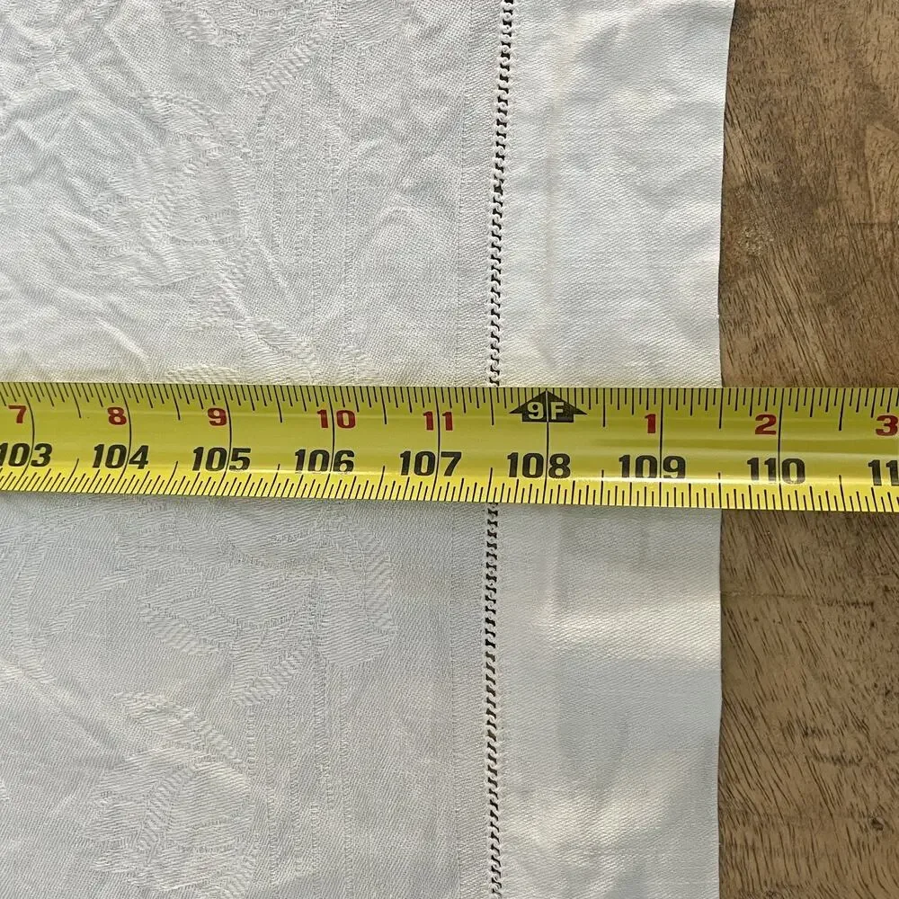 Linen Tablecloth 64